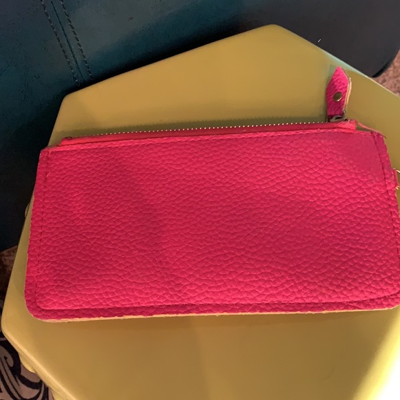 Pink no name brand wallet/wristlet - Picture 5 of 5